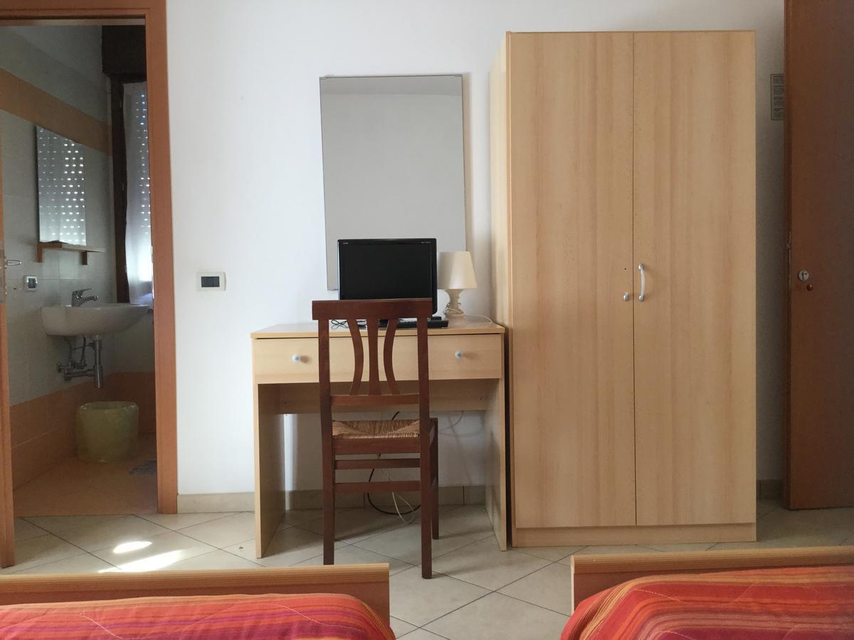 Boara Pisani Albergo Adige מראה חיצוני תמונה
