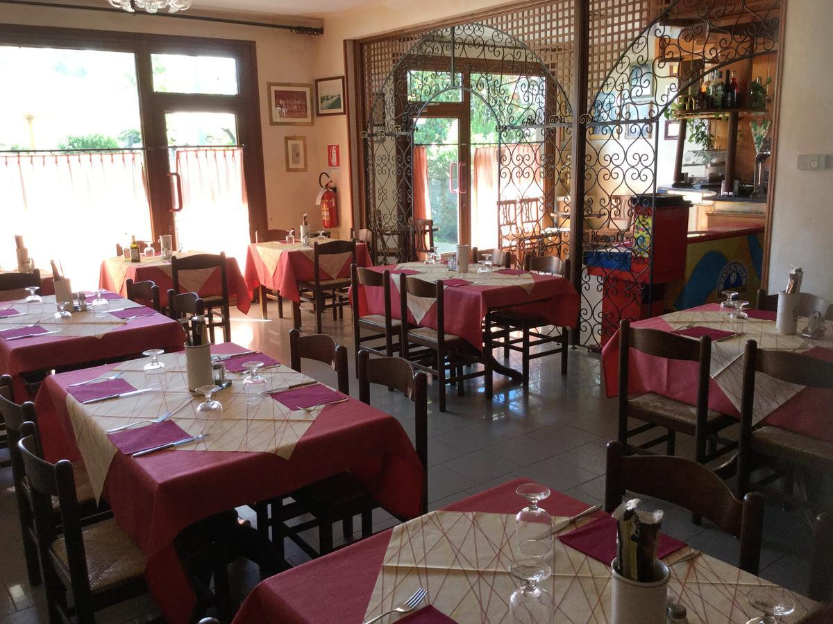 Boara Pisani Albergo Adige מראה חיצוני תמונה